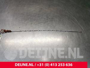 Używane Pretowy wskaznik poziomu oleju Mercedes Vito (447.6) 1.6 109 CDI 16V Cena na żądanie oferowane przez van Deijne Onderdelen Uden B.V.