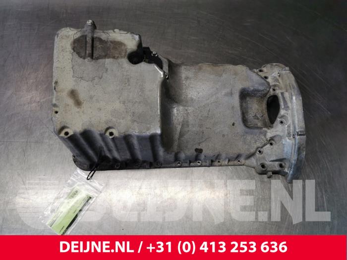 Sump from a Mercedes Vito 2006