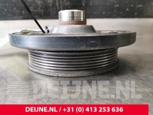 Used Crankshaft pulley Mercedes Vito Price on request offered by van Deijne Onderdelen Uden B.V.
