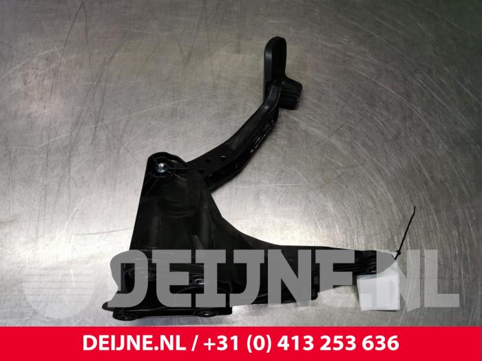 Używane Pedal hamulca Volkswagen ID.3 (E11/E12) 1st, Pro Cena € 84,70 Z VAT oferowane przez van Deijne Onderdelen Uden B.V.