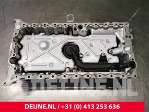 Usagé Couvercle carter Volvo XC70 (BZ) 2.4 D5 20V 205 AWD Prix € 90,00 Règlement à la marge proposé par van Deijne Onderdelen Uden B.V.