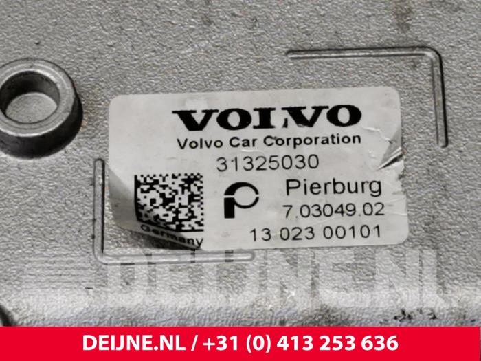 Refroidisseur RGE d'un Volvo V70 (BW) 2.0 D3 20V 2013