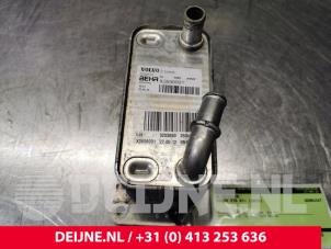 Usagé Refroidisseur d'huile Volvo V70 (BW) 2.0 D3 20V Prix € 50,00 Règlement à la marge proposé par van Deijne Onderdelen Uden B.V.