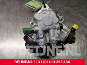 Usados Bomba de gasolina mecánica Volvo V70 (BW) 2.0 D3 20V Precio de solicitud ofrecido por van Deijne Onderdelen Uden B.V.