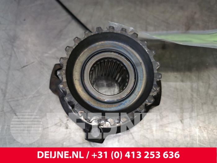 Begagnade Vevaxeldrev Volvo V60 Pris € 30,25 Inklusive moms erbjuds av van Deijne Onderdelen Uden B.V.