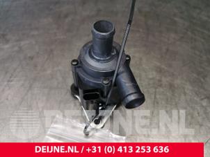 Used Additional water pump Volvo V70 (BW) 2.0 D4 16V Price on request offered by van Deijne Onderdelen Uden B.V.