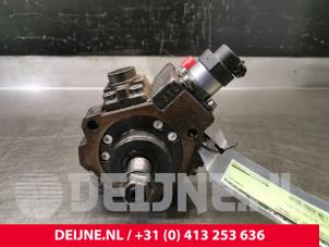 Used Mechanical fuel pump Hyundai H300 Price € 242,00 Inclusive VAT offered by van Deijne Onderdelen Uden B.V.
