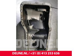 Used Sump Hyundai H300 Price € 72,60 Inclusive VAT offered by van Deijne Onderdelen Uden B.V.