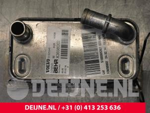 Usagé Refroidisseur d'huile Volvo V70 (BW) 2.0 D3 20V Prix € 50,00 Règlement à la marge proposé par van Deijne Onderdelen Uden B.V.