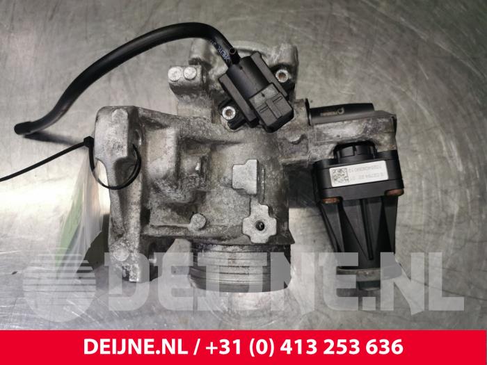 Gebrauchte AGR Ventil Volvo V70 (BW) 2.0 D3 20V Preis € 70,00 Margenregelung angeboten von van Deijne Onderdelen Uden B.V.