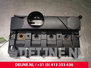 Usados Tapa de válvulas Fiat Ducato Precio de solicitud ofrecido por van Deijne Onderdelen Uden B.V.