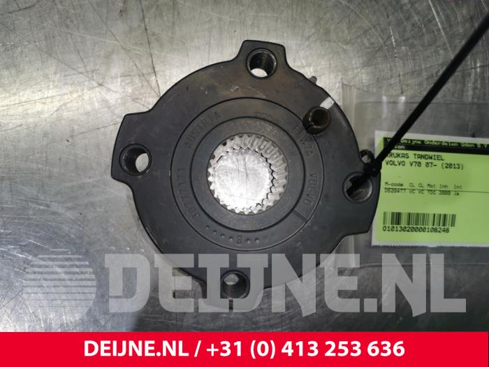 Begagnade Vevaxeldrev Volvo V70 Pris € 30,25 Inklusive moms erbjuds av van Deijne Onderdelen Uden B.V.