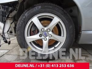 Gebrauchte Reifen Set Volvo V70 (BW) 2.0 D3 16V Preis auf Anfrage angeboten von van Deijne Onderdelen Uden B.V.