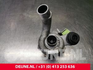 Usagé Turbo Opel Vivaro 1.9 DTI 16V Prix € 242,00 Prix TTC proposé par van Deijne Onderdelen Uden B.V.