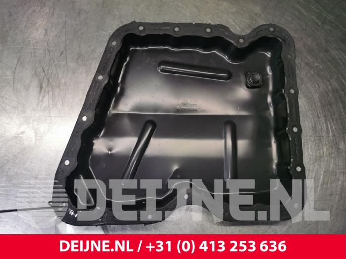 Gebrauchte Ölwanne Renault Master III (FV) 2.3 dCi 100 16V FWD Preis € 48,40 Mit Mehrwertsteuer angeboten von van Deijne Onderdelen Uden B.V.