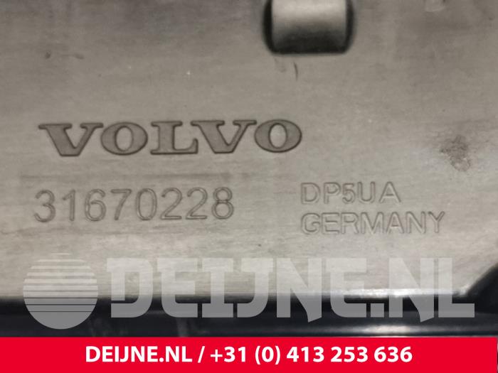 Tapa de válvulas de un Volvo V70 2016