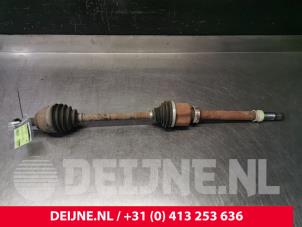 Used Front drive shaft, right Opel Vivaro 1.6 CDTI 95 Euro 6 Price € 181,50 Inclusive VAT offered by van Deijne Onderdelen Uden B.V.