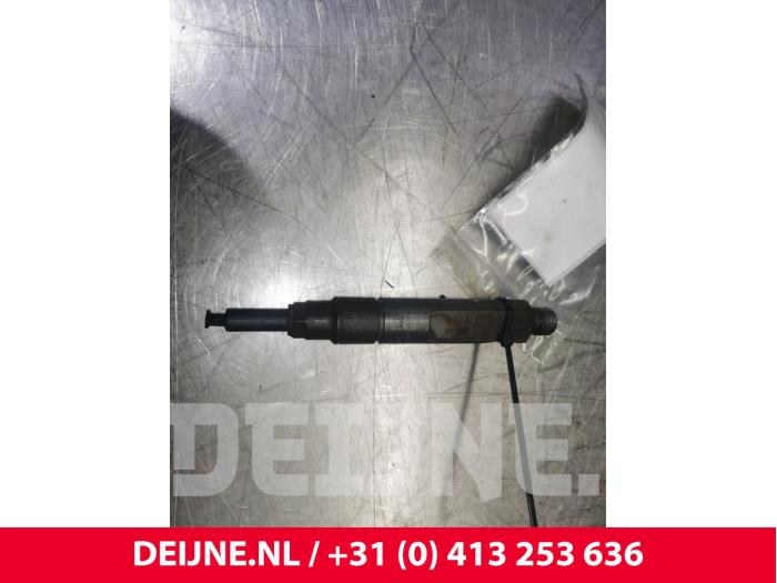 Gebrauchte Einspritzdüse (Diesel) Volkswagen LT II 2.5 TDi Preis € 30,25 Mit Mehrwertsteuer angeboten von van Deijne Onderdelen Uden B.V.