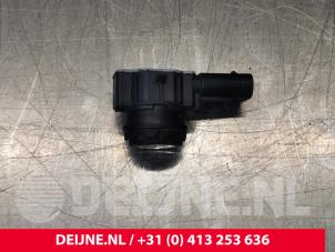 Used PDC Sensor Volvo V60 II (ZW) 2.0 D3 16V Price € 25,00 Margin scheme offered by van Deijne Onderdelen Uden B.V.