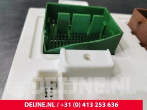 Module électronique central d'un Volvo V60 II (ZW) 2.0 D3 16V 2019