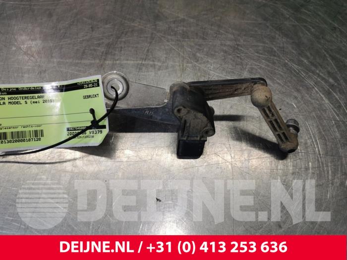 Air suspension height sensor