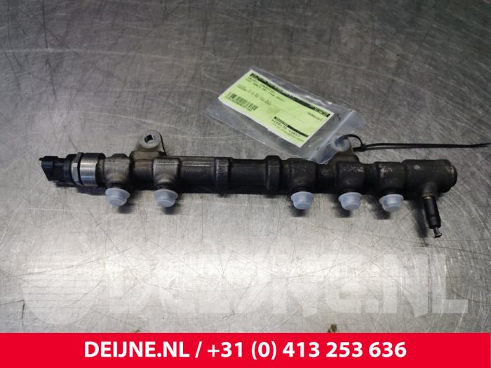 Usagé Système d'injection Fiat Doblo Cargo (263) 1.3 D Multijet Prix € 18,15 Prix TTC proposé par van Deijne Onderdelen Uden B.V.