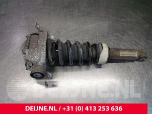 Used Rear shock absorber rod, left Porsche Cayenne (9PA) 4.5 S V8 32V Price € 100,00 Margin scheme offered by van Deijne Onderdelen Uden B.V.