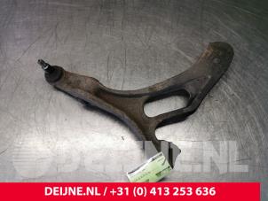 Used Front lower wishbone, left Porsche Cayenne (9PA) 4.5 S V8 32V Price € 100,00 Margin scheme offered by van Deijne Onderdelen Uden B.V.