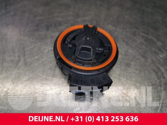Gebrauchte Airbag Sensor Tesla Model 3 Long Range AWD 75 kWh Preis € 36,30 Mit Mehrwertsteuer angeboten von van Deijne Onderdelen Uden B.V.