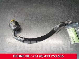 Usados Tubo de aire acondicionado Mercedes Sprinter 5t (906) 513 CDI 16V Precio € 42,35 IVA incluido ofrecido por van Deijne Onderdelen Uden B.V.