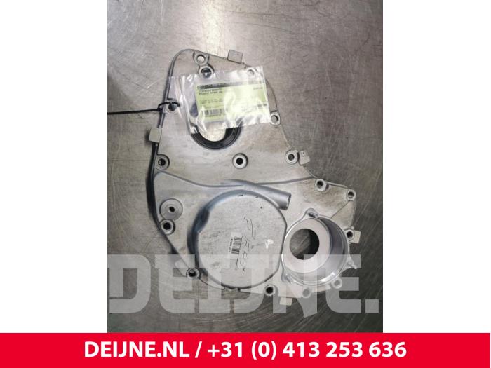 Usagé Couvercle de distribution Peugeot Boxer (U9) 3.0 HDi 160 Euro 4 Prix € 42,35 Prix TTC proposé par van Deijne Onderdelen Uden B.V.