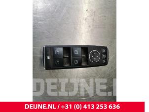 Used Electric window switch Mercedes ML III (166) 2.1 ML-250 CDI 16V BlueTEC 4-Matic Price € 25,00 Margin scheme offered by van Deijne Onderdelen Uden B.V.