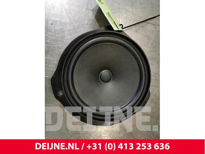 Używane Glosnik Mercedes ML III (166) 2.1 ML-250 CDI 16V BlueTEC 4-Matic Cena € 55,00 Procedura marży oferowane przez van Deijne Onderdelen Uden B.V.