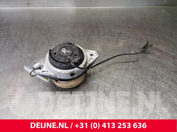 Used Engine mount Mercedes ML III (166) 2.1 ML-250 CDI 16V BlueTEC 4-Matic Price € 125,00 Margin scheme offered by van Deijne Onderdelen Uden B.V.