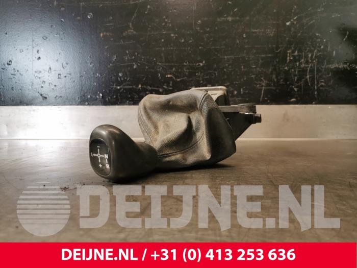 Begagnade Växelspak Volkswagen Crafter 2.5 TDI 30/32/35/46/50 Pris € 90,75 Inklusive moms erbjuds av van Deijne Onderdelen Uden B.V.
