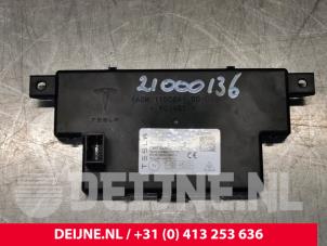 Used Module (miscellaneous) Tesla Model 3 EV AWD Price € 121,00 Inclusive VAT offered by van Deijne Onderdelen Uden B.V.