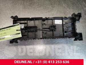 Used Fuse box Mercedes ML III (166) 2.1 ML-250 CDI 16V BlueTEC 4-Matic Price € 45,00 Margin scheme offered by van Deijne Onderdelen Uden B.V.