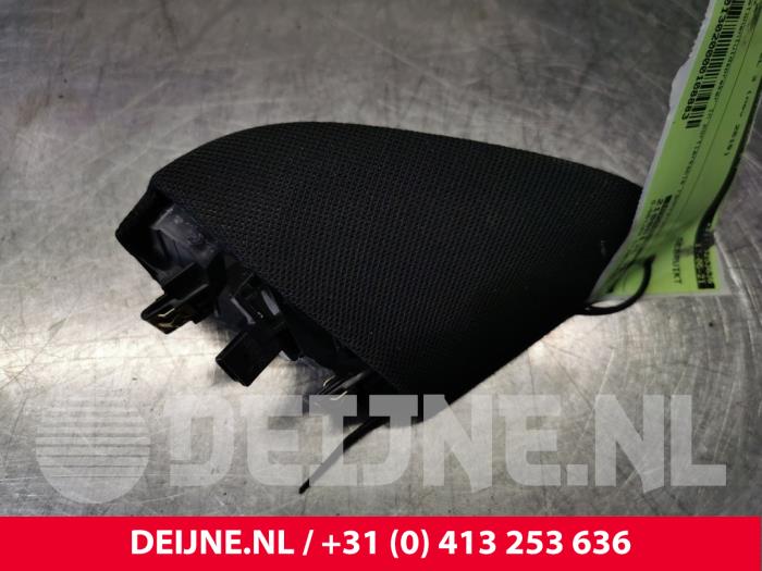 Begagnade Diskanthögtalare Tesla Model 3 Long Range AWD 75 kWh Pris € 12,10 Inklusive moms erbjuds av van Deijne Onderdelen Uden B.V.