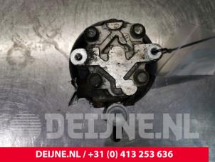 Used Power steering pump Opel Movano Price € 121,00 Inclusive VAT offered by van Deijne Onderdelen Uden B.V.