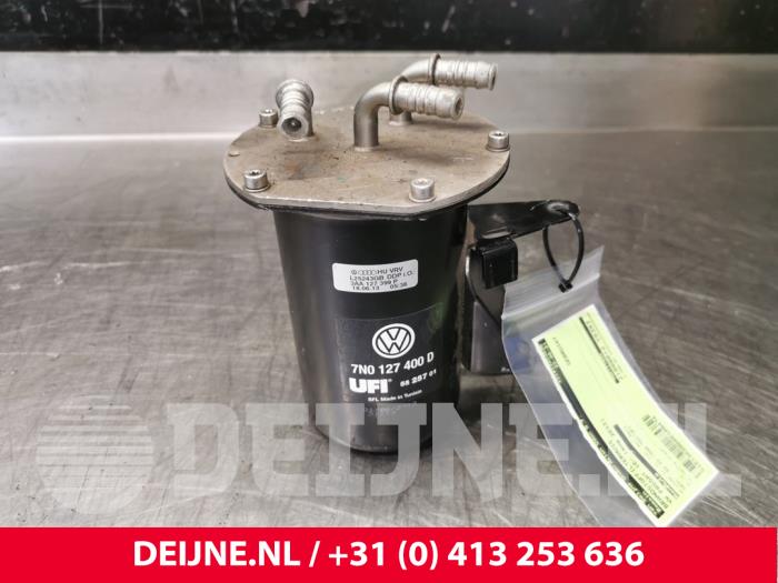 Begagnade Bränslefilterhus Volkswagen Passat Variant (365) 1.6 TDI 16V Bluemotion Pris € 23,00 Marginaltabell erbjuds av van Deijne Onderdelen Uden B.V.