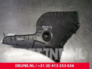 Używane Wspornik zderzaka prawy tyl Volvo V60 I (FW/GW) 2.4 D6 20V AWD Twin Engine Plug-in Hybrid Cena € 10,00 Procedura marży oferowane przez van Deijne Onderdelen Uden B.V.
