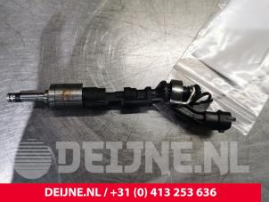 Używane Wtryskiwacz (wtrysk benzyny) Volvo V40 (MV) 1.6 T3 GTDi 16V Cena € 30,00 Procedura marży oferowane przez van Deijne Onderdelen Uden B.V.