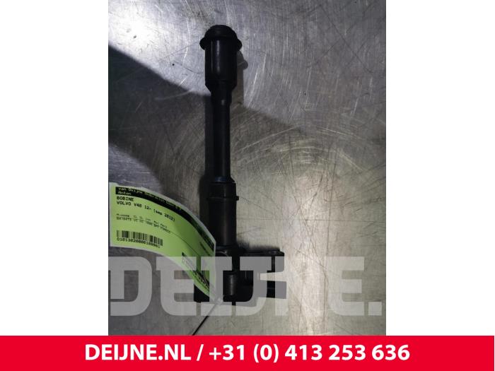 Gebrauchte Zündspule Volvo V40 (MV) 1.6 T3 GTDi 16V Preis € 15,00 Margenregelung angeboten von van Deijne Onderdelen Uden B.V.