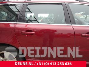 Used Rear door 4-door, right Volvo V70 (BW) 1.6 T4 16V Price on request offered by van Deijne Onderdelen Uden B.V.