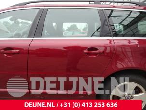 Gebrauchte Dachreling links Volvo V70 (BW) 1.6 T4 16V Preis auf Anfrage angeboten von van Deijne Onderdelen Uden B.V.
