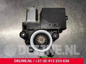Używane Silnik szyby drzwiowej Volvo V50 (MW) 1.6 D 16V Cena € 30,00 Procedura marży oferowane przez van Deijne Onderdelen Uden B.V.