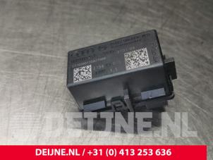 Used Module keyless vehicle Audi A6 Avant (C7) 3.0 TDI V6 24V Quattro Price € 9,00 Margin scheme offered by van Deijne Onderdelen Uden B.V.