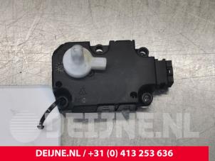 Used Heater valve motor Audi A6 Avant (C7) 3.0 TDI V6 24V Quattro Price € 30,00 Margin scheme offered by van Deijne Onderdelen Uden B.V.