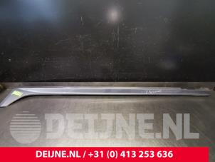 Usados Faldón lateral izquierda Audi A6 Avant (C7) 3.0 TDI V6 24V Quattro Precio € 75,00 Norma de margen ofrecido por van Deijne Onderdelen Uden B.V.