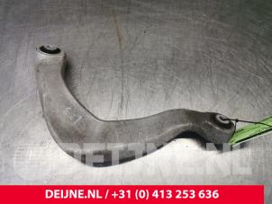Usagé Bras de suspension haut arrière gauche Audi A6 Avant (C7) 3.0 TDI V6 24V Quattro Prix € 20,00 Règlement à la marge proposé par van Deijne Onderdelen Uden B.V.